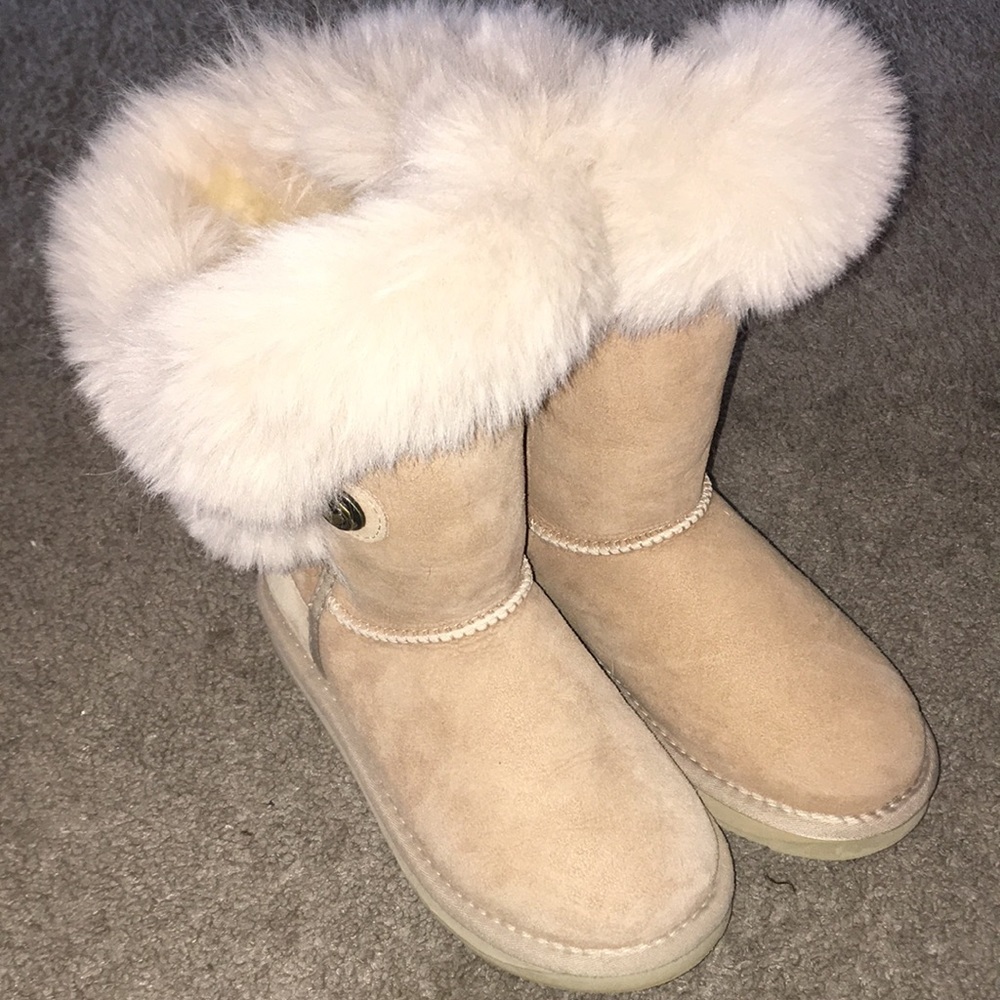 NWOT Australia Luxe Collection Leather Faux Fur Kids Nordic Sand